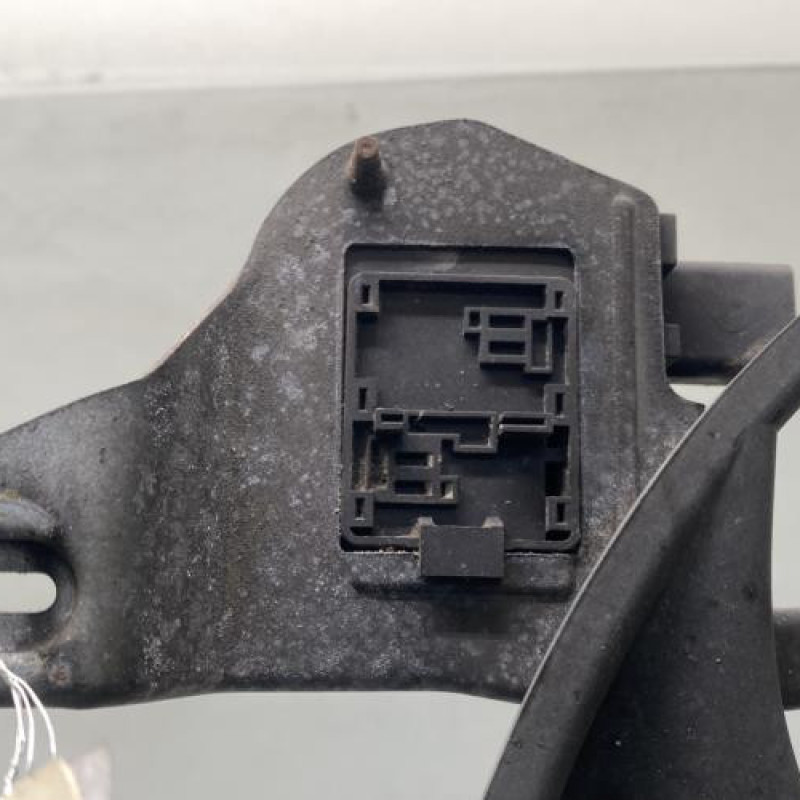 Moto ventilateur radiateur CITROEN C3 2 Photo n°5