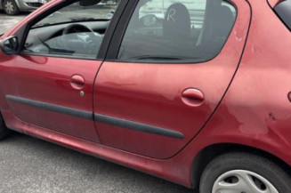 Reservoir essence PEUGEOT 206