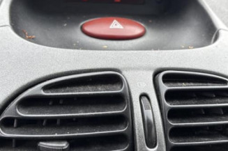 Reservoir essence PEUGEOT 206