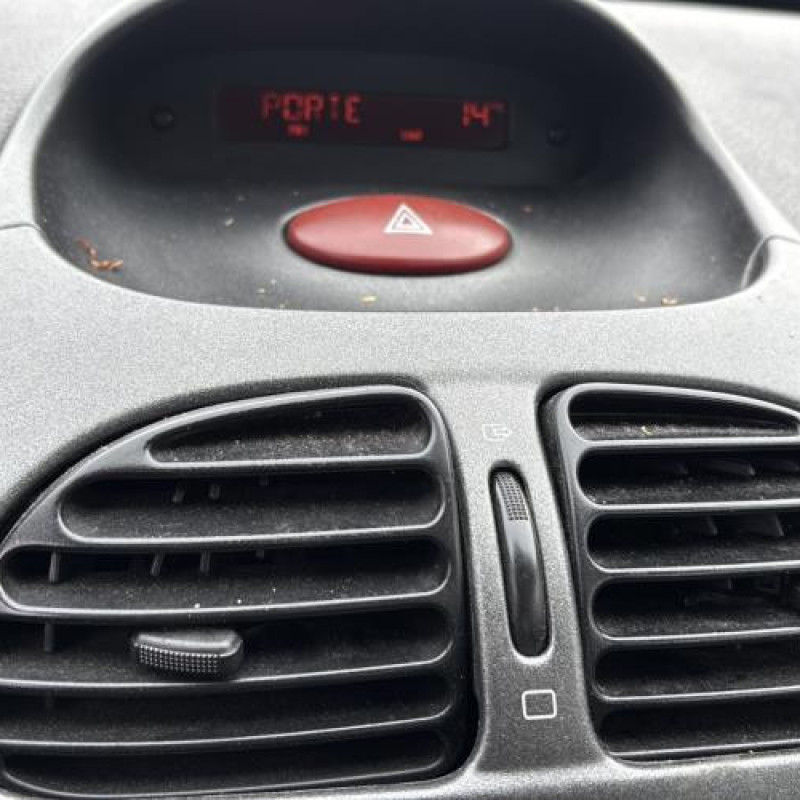 Reservoir essence PEUGEOT 206 Photo n°15