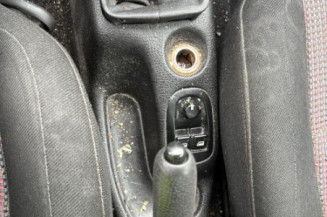 Reservoir essence PEUGEOT 206