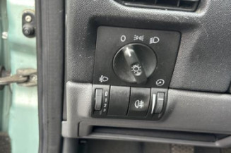 Moteur essuie glace avant OPEL CORSA C