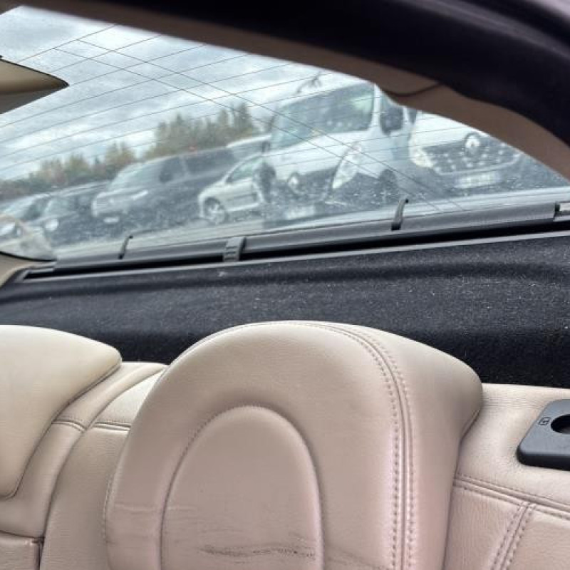 Vase de lave glace PEUGEOT 407 Photo n°12