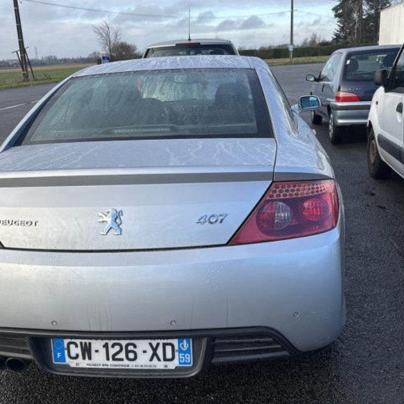 Vase de lave glace PEUGEOT 407 Photo n°7