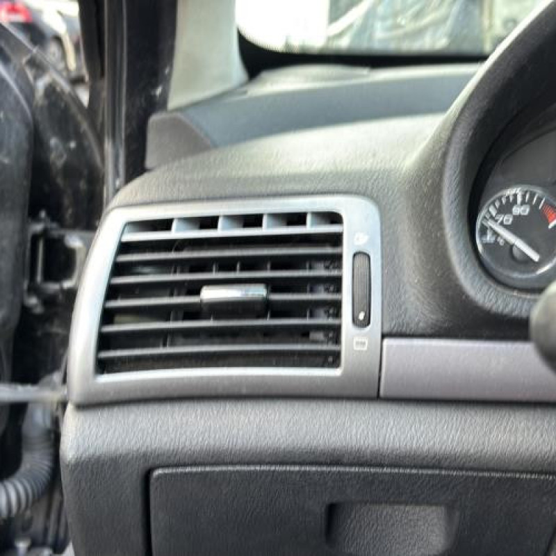 Vase de lave glace PEUGEOT 407 Photo n°15