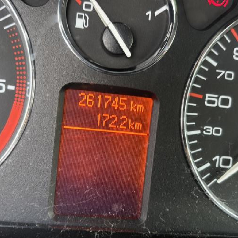 Vase de lave glace PEUGEOT 407 Photo n°17