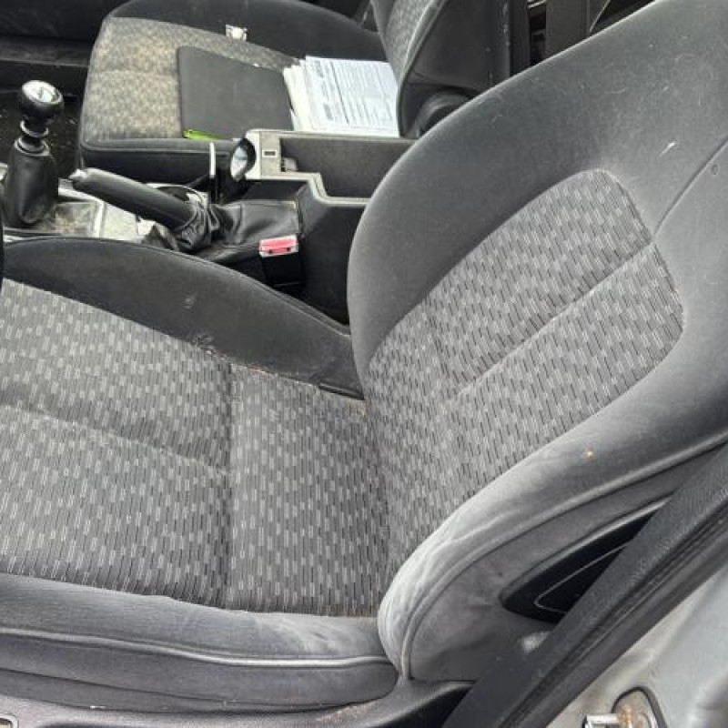 Pompe de direction PEUGEOT 407 Photo n°12