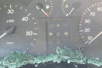 Baguette de porte arriere gauche  RENAULT MASTER 2