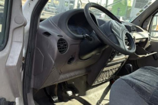 Baguette de porte arriere droite RENAULT MASTER 2