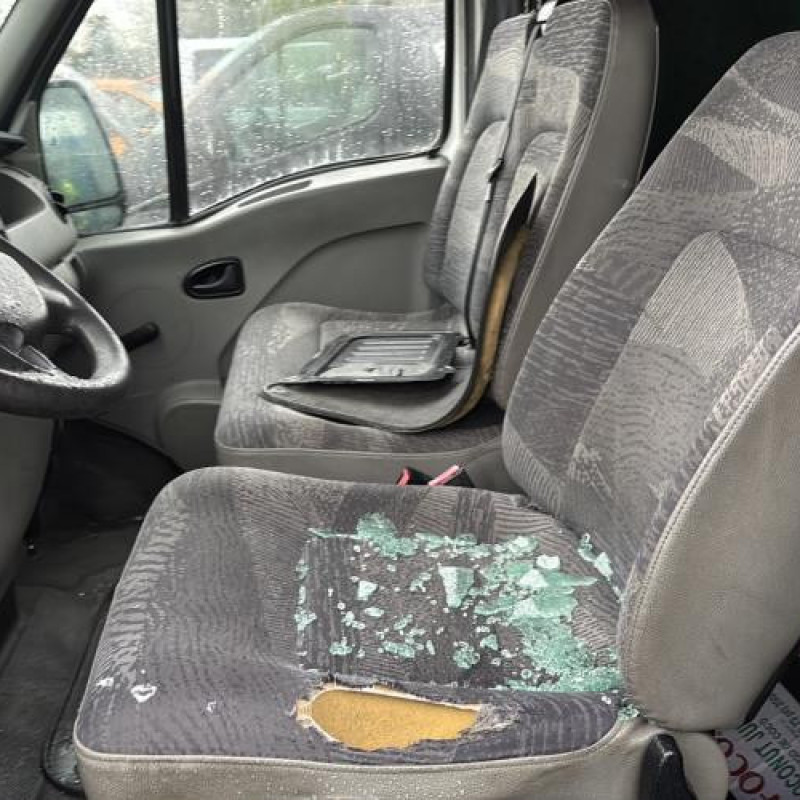 Baguette de porte arriere droite RENAULT MASTER 2 Photo n°8