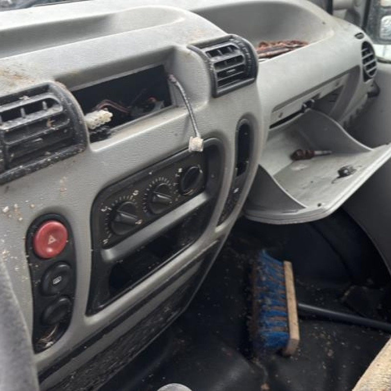 Baguette de porte arriere gauche  RENAULT MASTER 2 Photo n°12