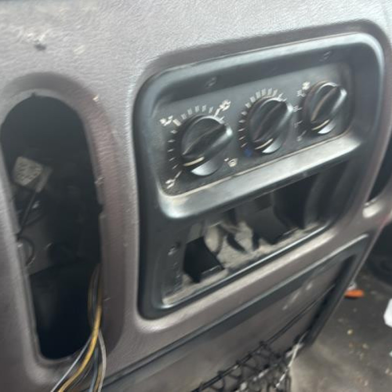 Baguette de porte arriere gauche  RENAULT MASTER 2 Photo n°17