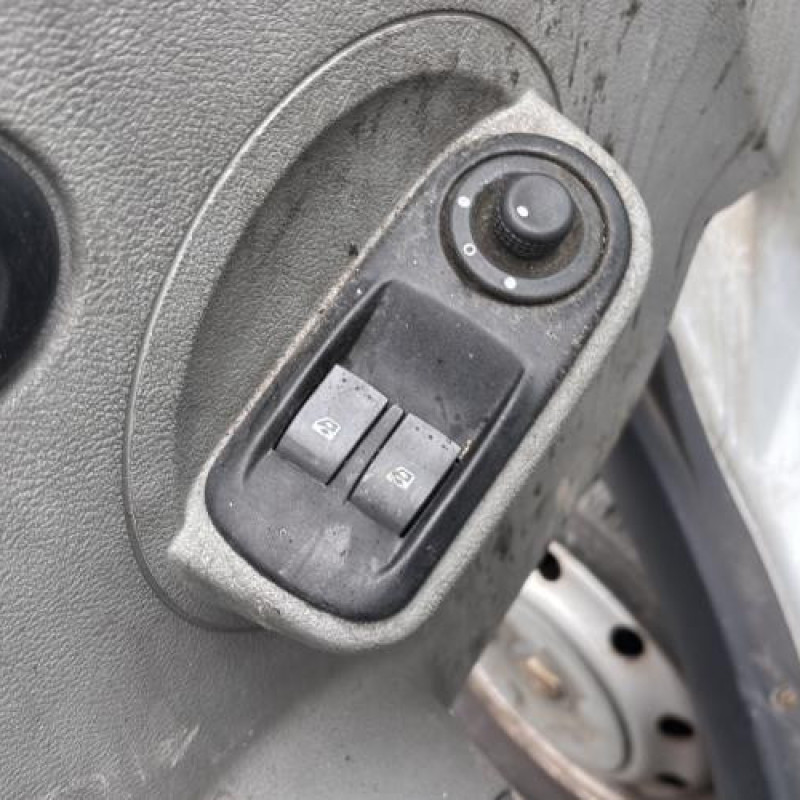 Baguette de porte arriere gauche  RENAULT MASTER 2 Photo n°10