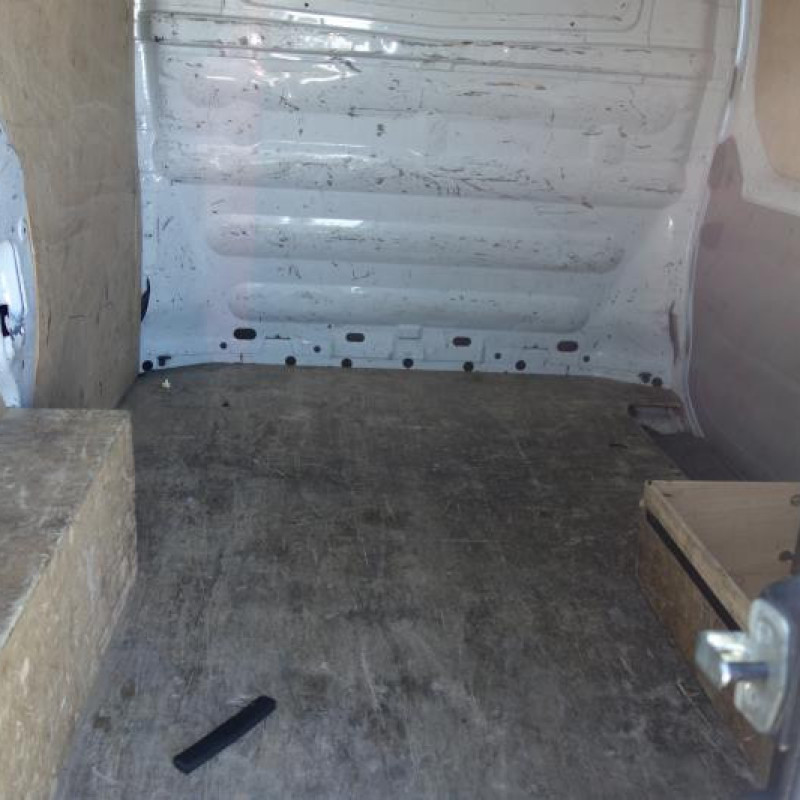 Debitmetre RENAULT TRAFIC 2 Photo n°6