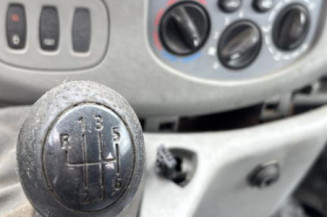 Debitmetre RENAULT TRAFIC 2