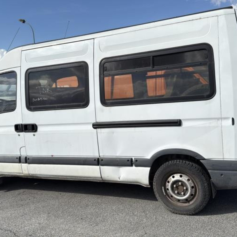 Debitmetre RENAULT MASTER 2 Photo n°7