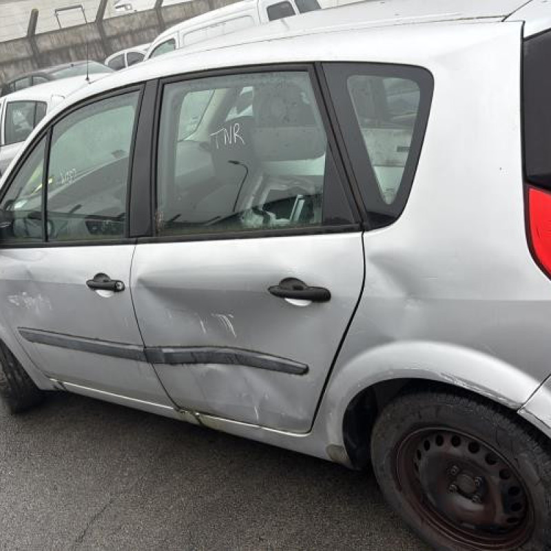 Debitmetre RENAULT SCENIC 2 Photo n°6