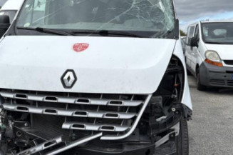 Pompe à carburant RENAULT MASTER 3