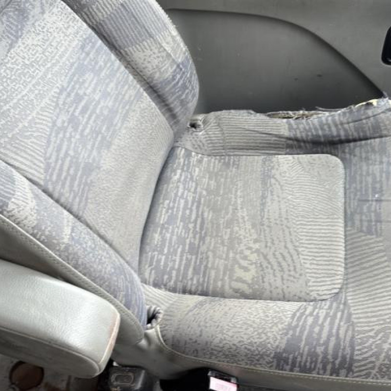 Amortisseur avant droit RENAULT MASTER 2 Photo n°16