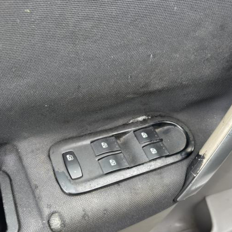 Debitmetre RENAULT SCENIC 2 Photo n°11