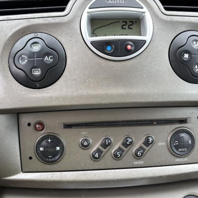 Debitmetre RENAULT SCENIC 2 Photo n°4