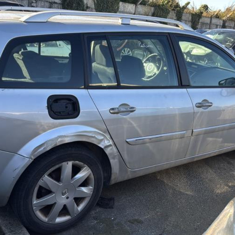 Debitmetre RENAULT MEGANE 2 Photo n°6