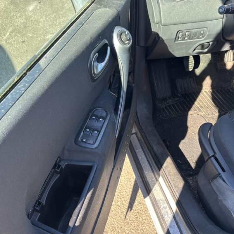 Debitmetre RENAULT MEGANE 2 Photo n°9