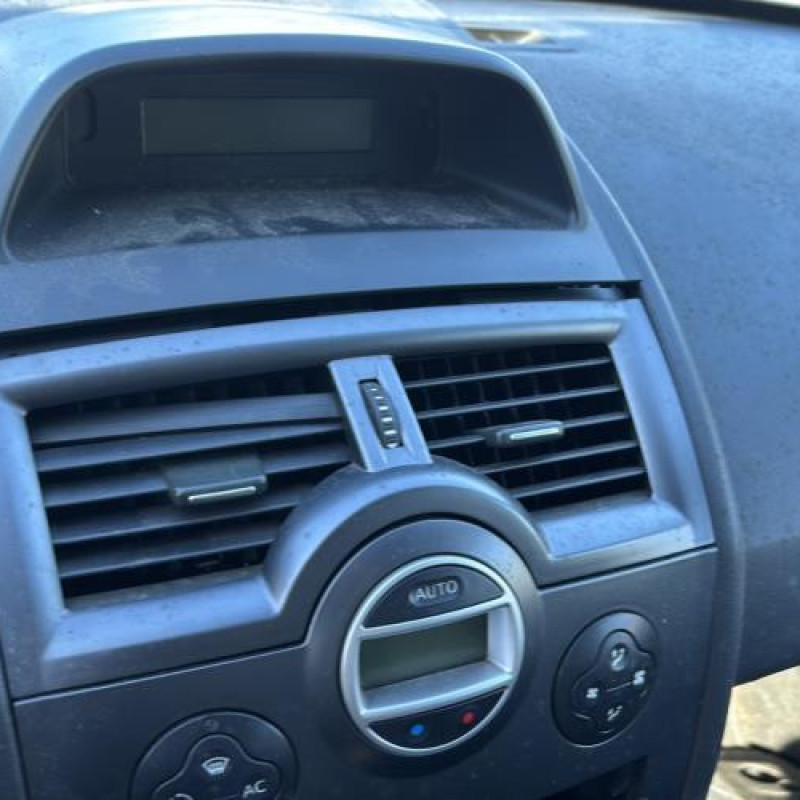 Debitmetre RENAULT MEGANE 2 Photo n°18