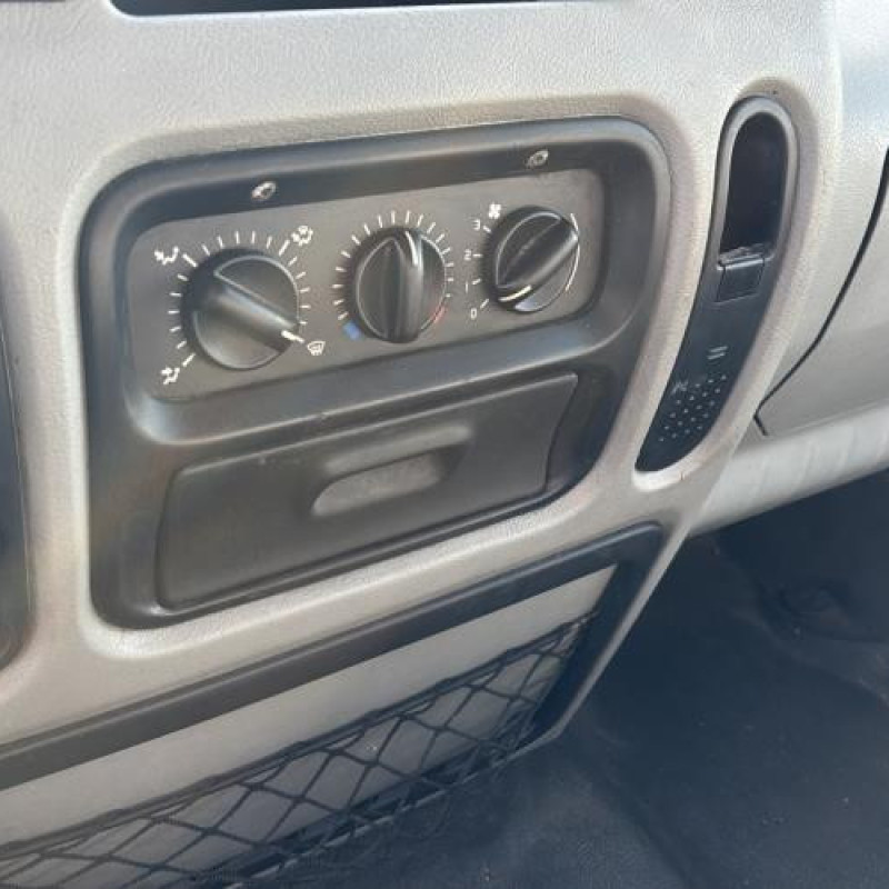 Amortisseur avant gauche RENAULT MASTER 2 Photo n°18