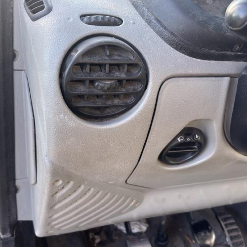 Amortisseur avant droit RENAULT MASTER 2 Photo n°15