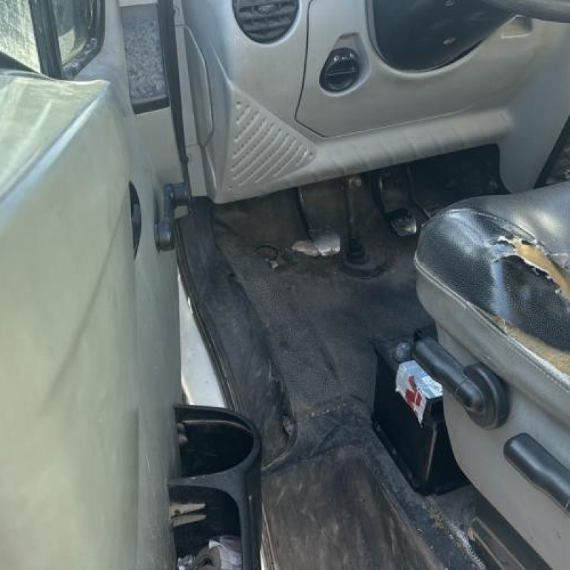 Amortisseur avant gauche RENAULT MASTER 2 Photo n°9