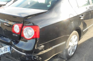 Reservoir essence VOLKSWAGEN PASSAT 5