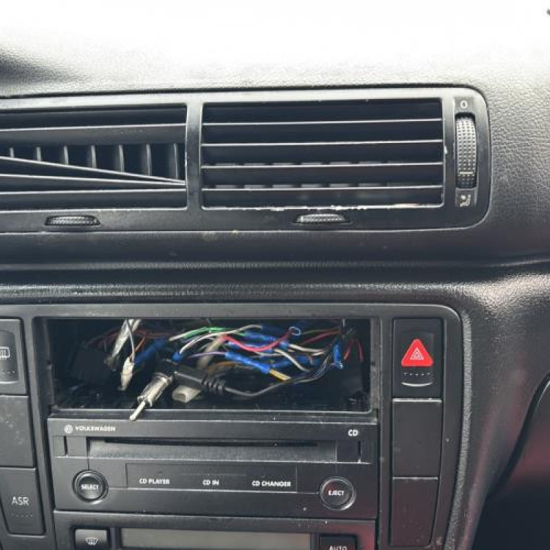 Leve vitre electrique avant gauche VOLKSWAGEN PASSAT 4 Photo n°15