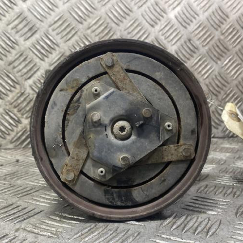 Compresseur clim RENAULT MEGANE 2 Photo n°3