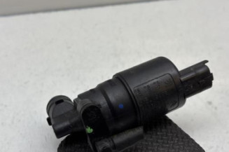 Pompe lave glace avant PEUGEOT 107 Photo n°1