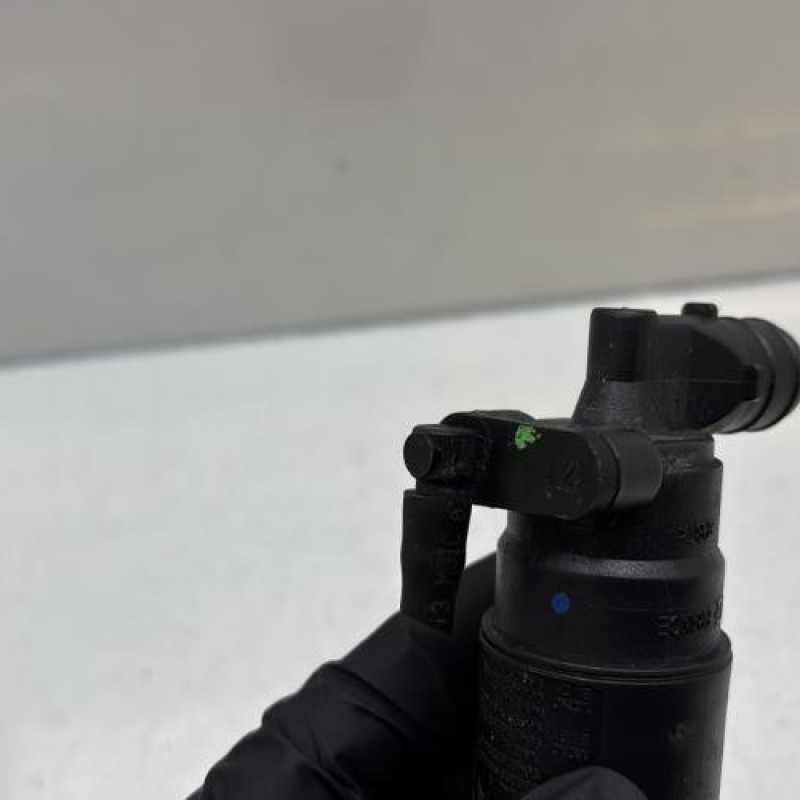 Pompe lave glace avant PEUGEOT 107 Photo n°3