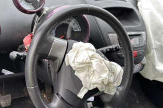 Pompe lave glace avant PEUGEOT 107