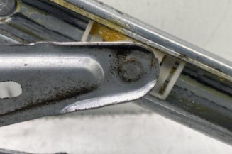 Leve vitre electrique avant droit RENAULT MEGANE 3