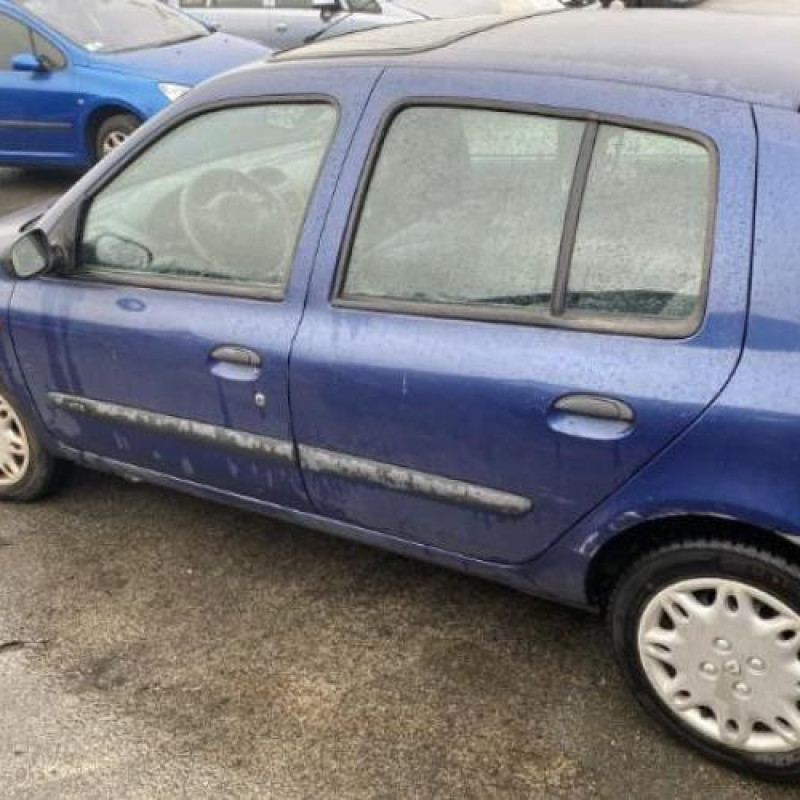 Attache ceinture arriere droit RENAULT CLIO 2 Photo n°6