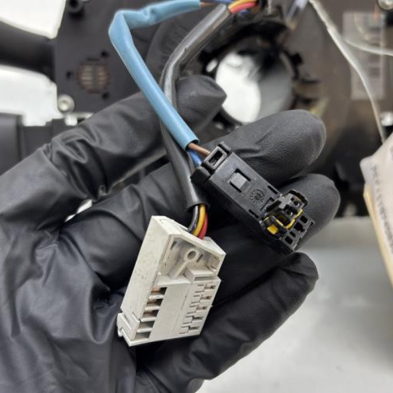 Com (Bloc Contacteur Tournant+Commodo Essuie Glace+Commodo Phare) PEUGEOT 207 Photo n°2