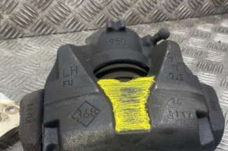 Etrier avant gauche (freinage) RENAULT CLIO 5 Photo n°1