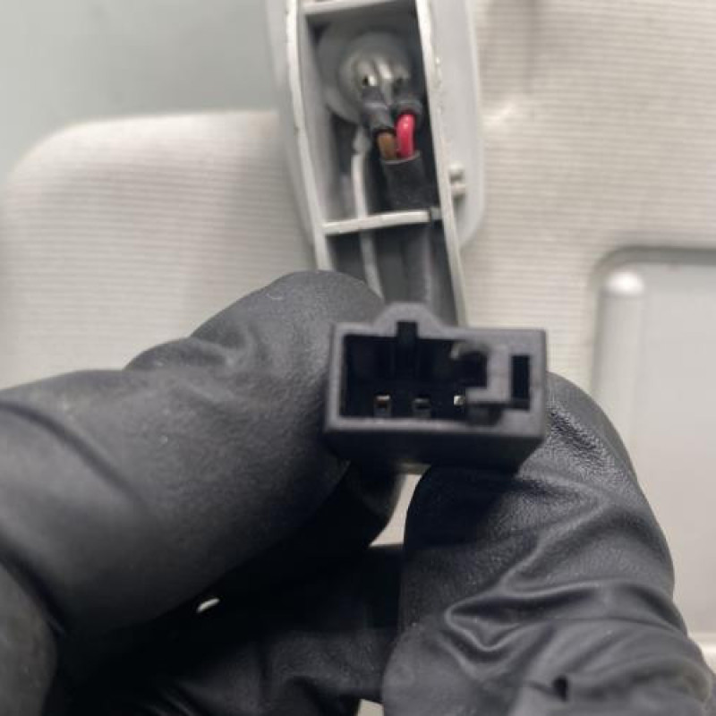 Pare soleil gauche VOLKSWAGEN POLO 4 Photo n°4