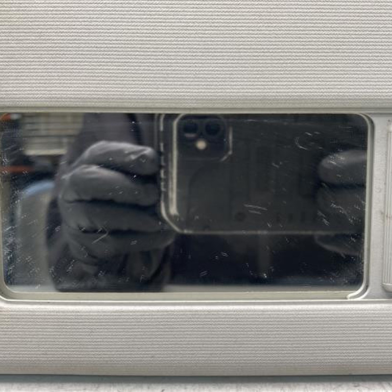 Pare soleil gauche VOLKSWAGEN POLO 4 Photo n°5