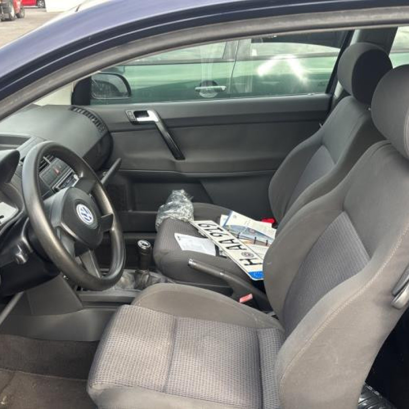 Pare soleil gauche VOLKSWAGEN POLO 4 Photo n°17