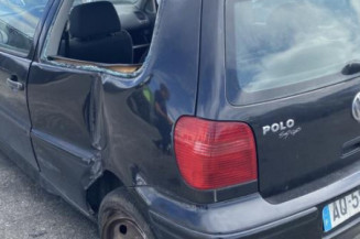 Interrupteur de leve vitre avant droit VOLKSWAGEN POLO 3