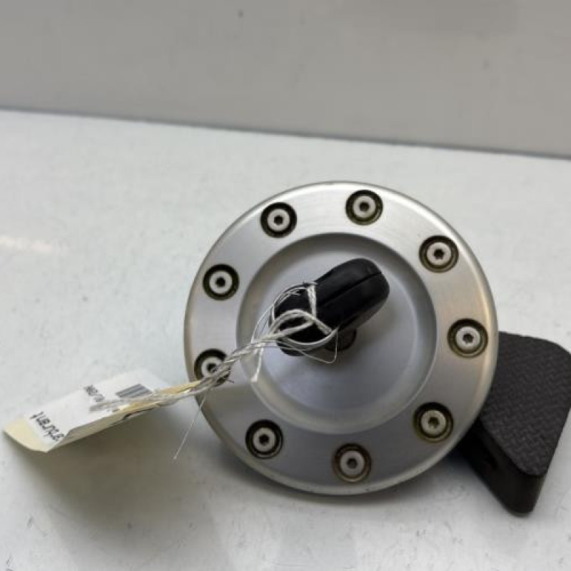 Bouchon de carburant PEUGEOT 206 Photo n°1