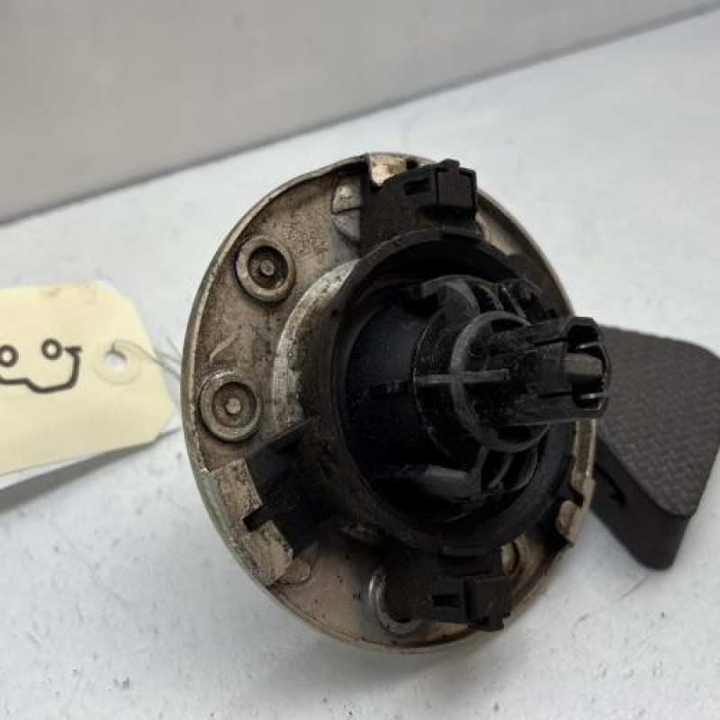 Bouchon de carburant PEUGEOT 206 Photo n°3