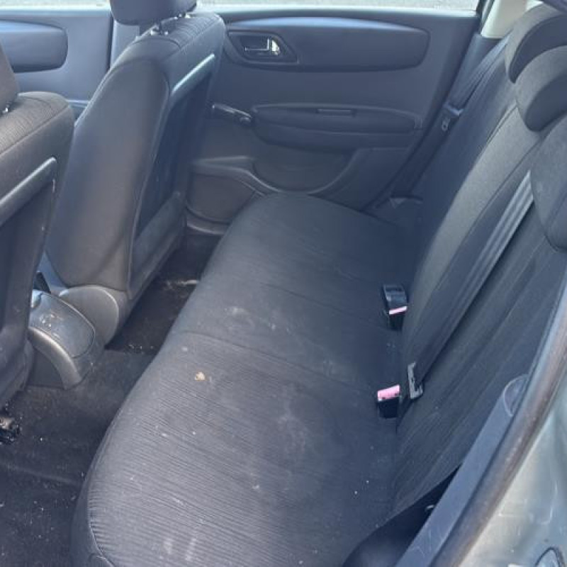 Pare choc arriere CITROEN C4 1 Photo n°18