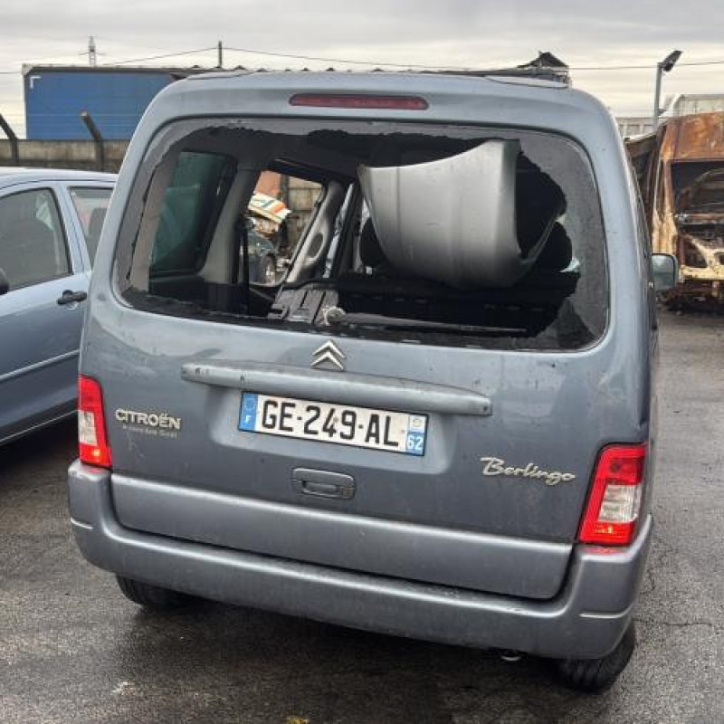 Pare choc avant CITROEN BERLINGO 1 Photo n°13