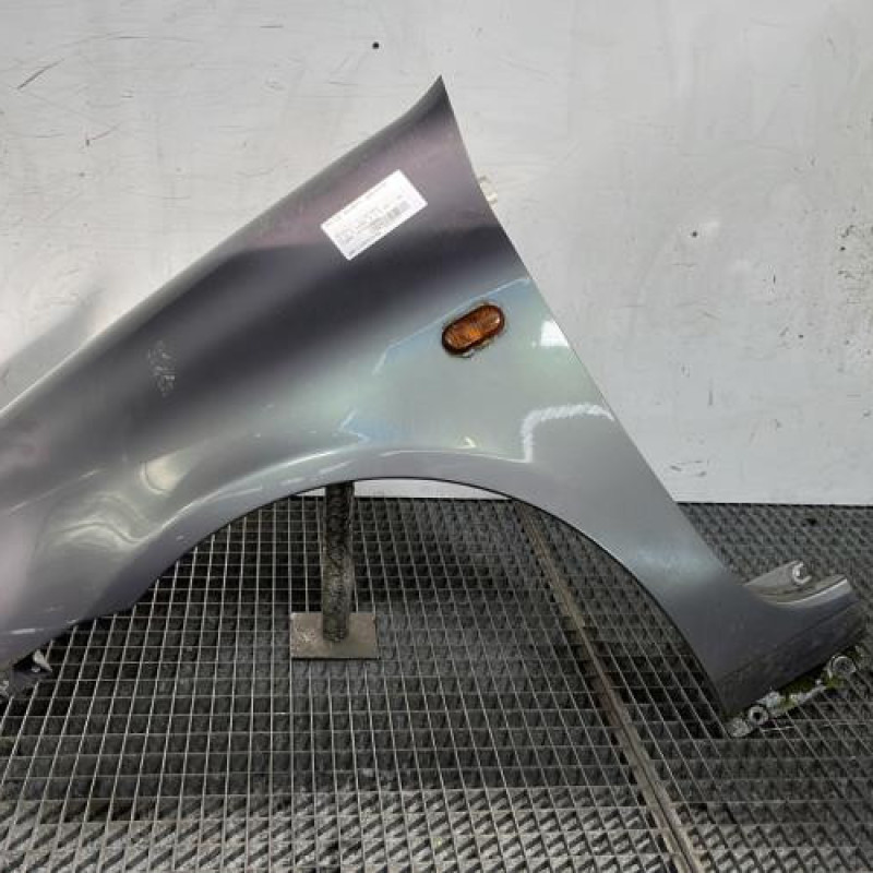 Aile avant gauche RENAULT CLIO 2 Photo n°1